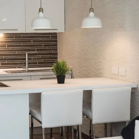 Modern Gem Opposite Mercury Towers 103 San Giuliano