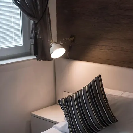 Apartament Modern Gem Opposite Mercury Towers 103